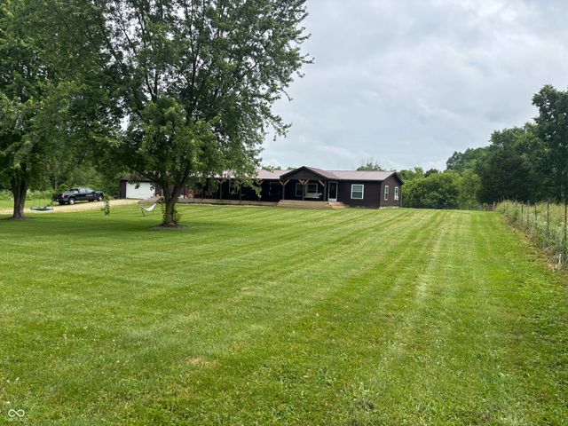 26068 Sanes Creek Road, Laurel, IN 47024