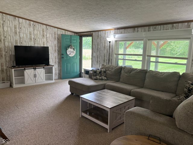 26068 Sanes Creek Road, Laurel, IN 47024