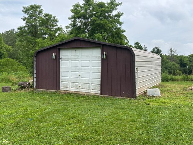 26068 Sanes Creek Road, Laurel, IN 47024