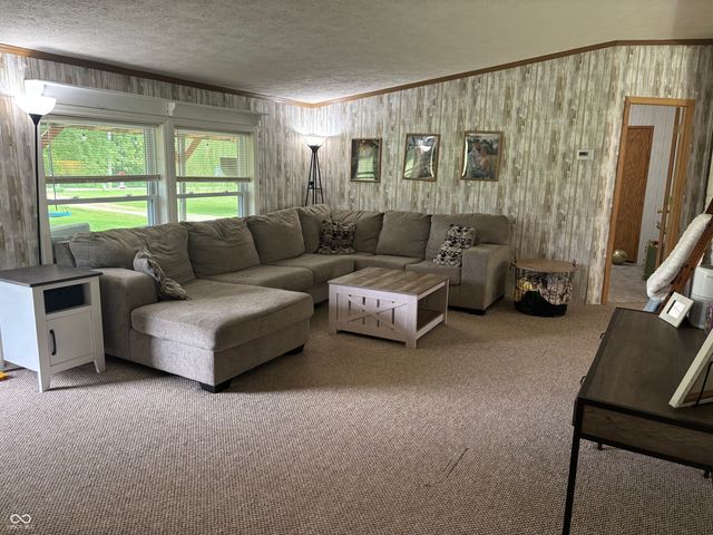26068 Sanes Creek Road, Laurel, IN 47024