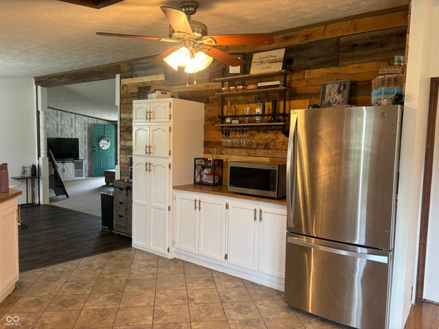 26068 Sanes Creek Road, Laurel, IN 47024