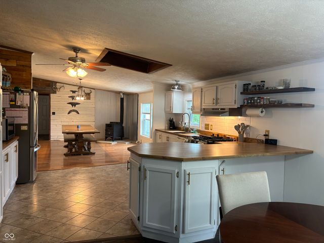 26068 Sanes Creek Road, Laurel, IN 47024