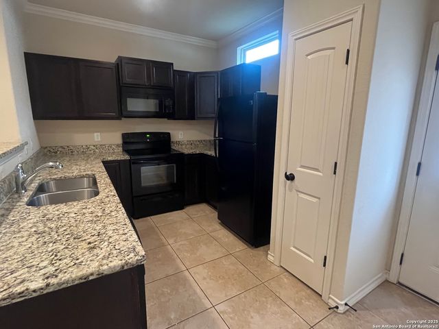 6002 Jax Way Unit 103, San Antonio, TX 78244