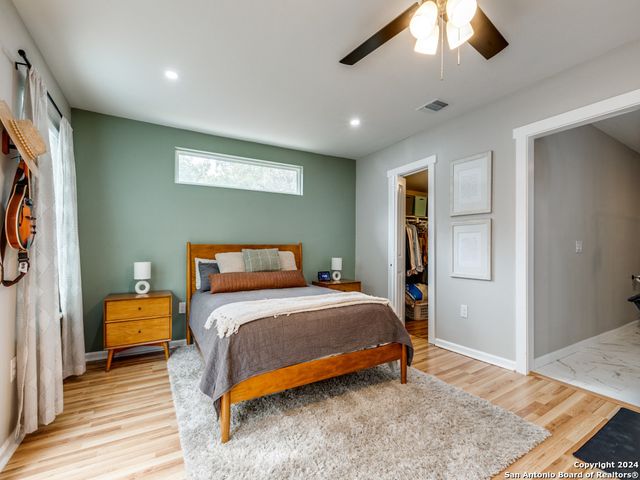 114 New Haven, San Antonio, TX 78209