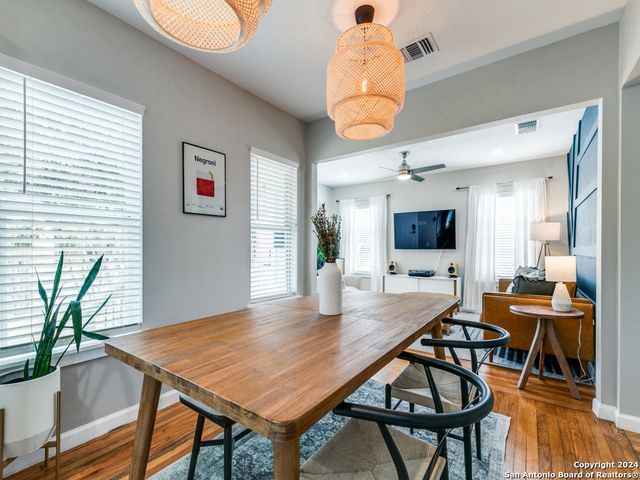 114 New Haven, San Antonio, TX 78209