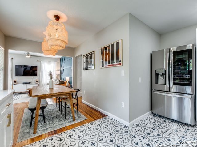 114 New Haven, San Antonio, TX 78209