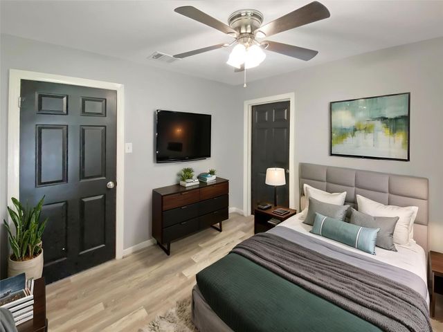 506 Azalea Drive, La Marque, TX 77568