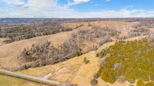 1244 E Jefferson St, Pulaski, TN 38478