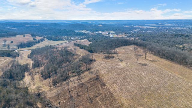 1244 E Jefferson St, Pulaski, TN 38478