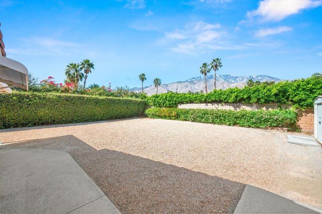 1305 E Rosarito Way, Palm Springs, CA 92262