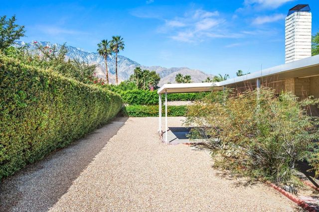 1305 E Rosarito Way, Palm Springs, CA 92262
