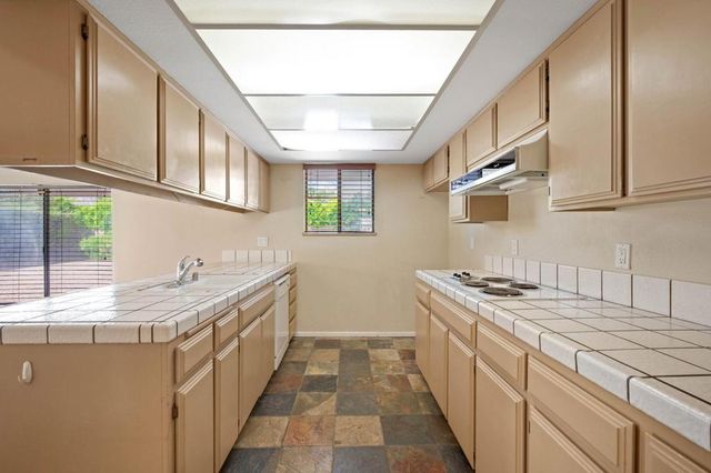 1305 E Rosarito Way, Palm Springs, CA 92262