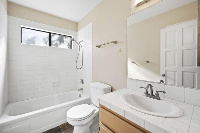 1305 E Rosarito Way, Palm Springs, CA 92262