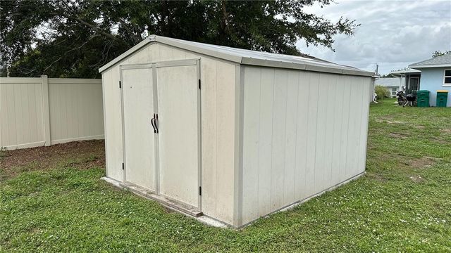 11074 CARNEGIE AVENUE, Englewood, FL 34224