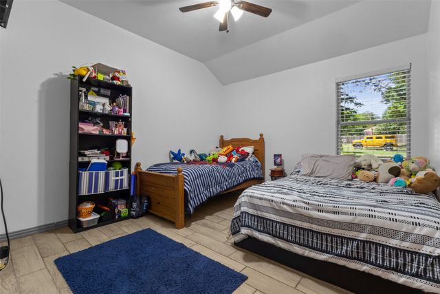 816 Elmo Drive, Seagoville, TX 75159