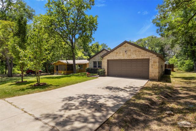 816 Elmo Drive, Seagoville, TX 75159