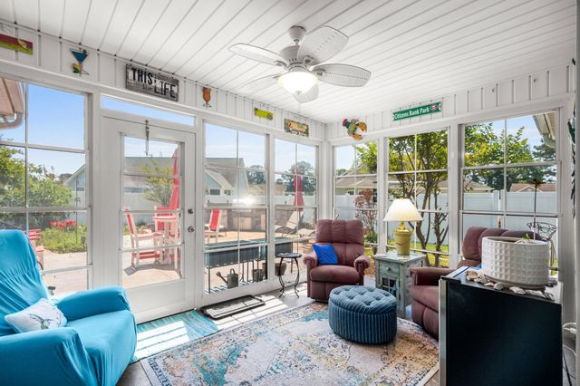 606 Leprachaun Ln., Murrells Inlet, SC 29576