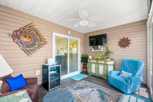 606 Leprachaun Ln., Murrells Inlet, SC 29576