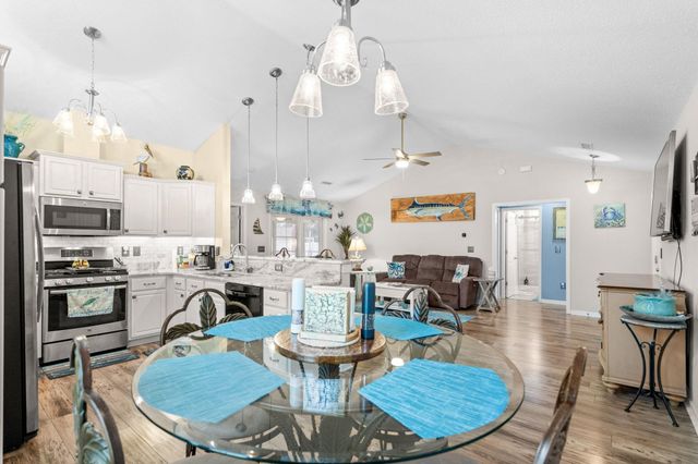 606 Leprachaun Ln., Murrells Inlet, SC 29576