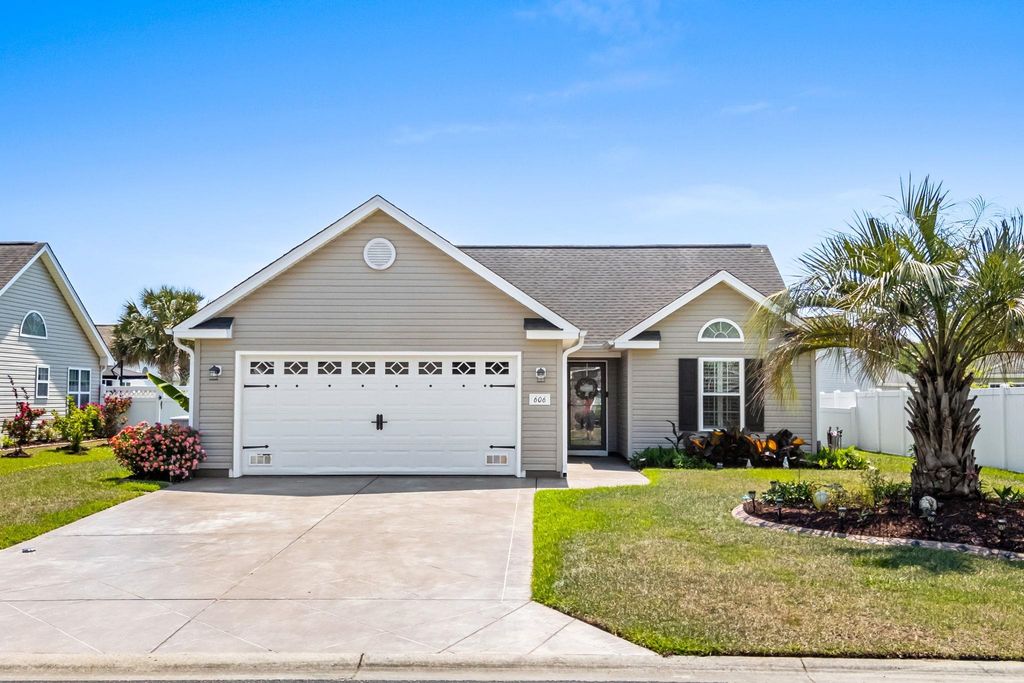 606 Leprachaun Ln., Murrells Inlet, SC 29576