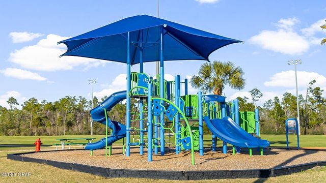 8401 Park Place Drive, Panama City, FL 32404