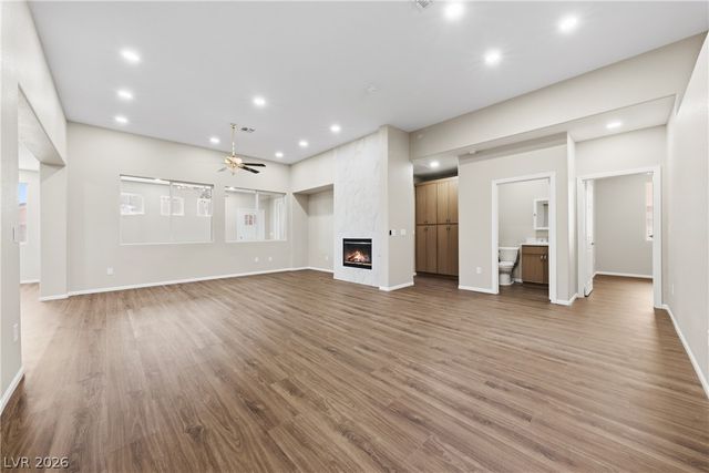 9613 Cherry Canyon Avenue, Las Vegas, NV 89129