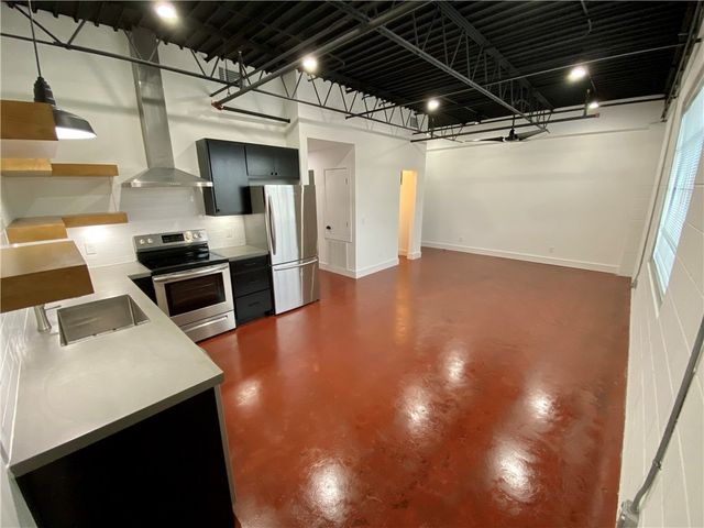 111 S Main Street, Springdale, AR 72764