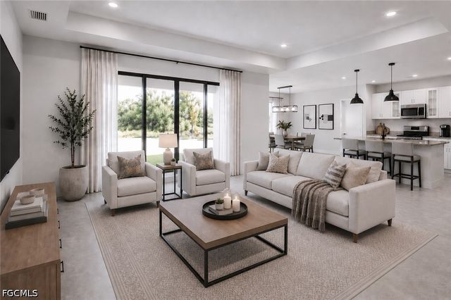 117 Desoto BLVD N, Naples, FL 34120