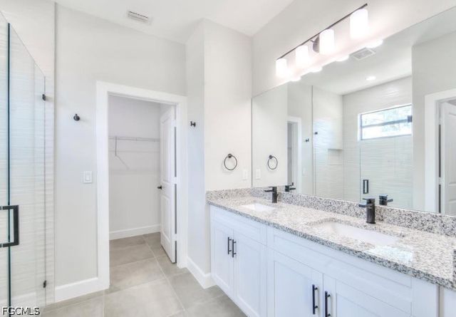 117 Desoto BLVD N, Naples, FL 34120