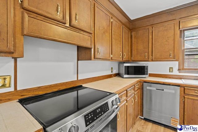 405 Edenderry Way, Florence, SC 29501