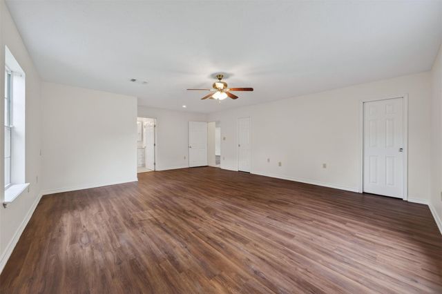 418 Texas Street, Tomball, TX 77375