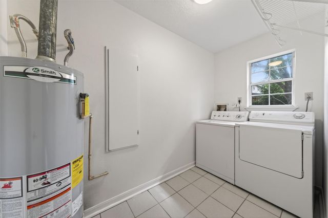 418 Texas Street, Tomball, TX 77375