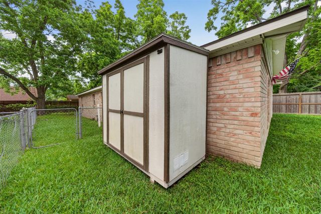 418 Texas Street, Tomball, TX 77375