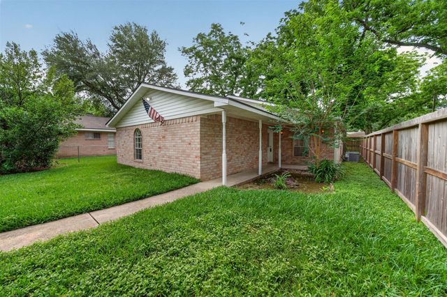 418 Texas Street, Tomball, TX 77375