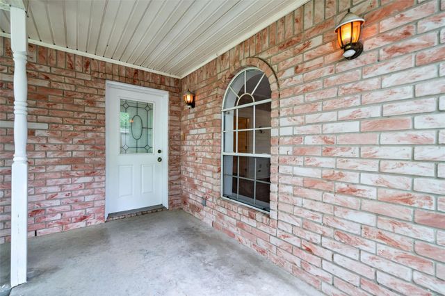 418 Texas Street, Tomball, TX 77375