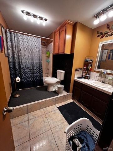 708 Paisano Street, Sullivan City, TX 78595