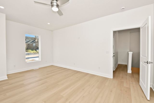 845 S Black Sands Avenue, Nixa, MO 65714