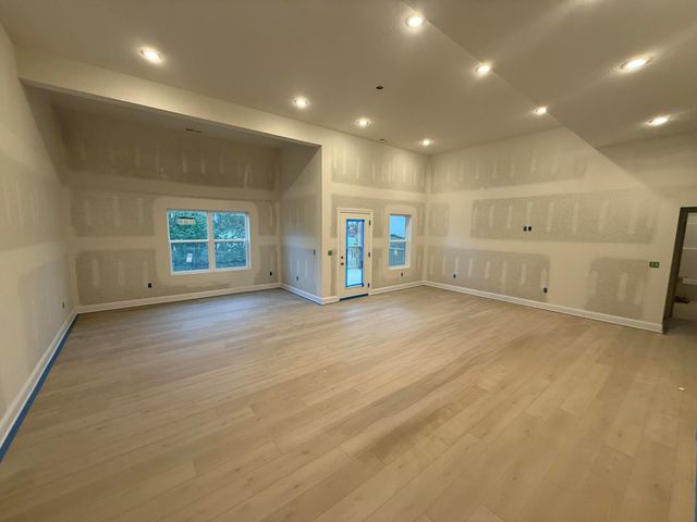 845 South Black Sands Avenue, Nixa, MO 65714