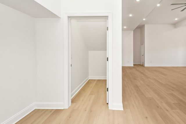 845 S Black Sands Avenue, Nixa, MO 65714