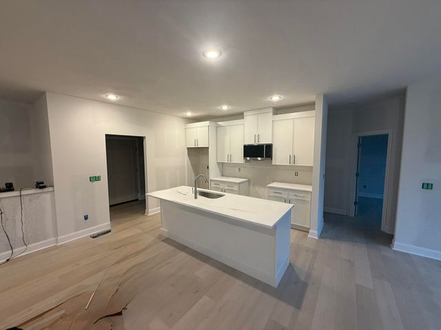 845 South Black Sands Avenue, Nixa, MO 65714