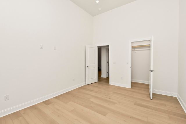 845 S Black Sands Avenue, Nixa, MO 65714