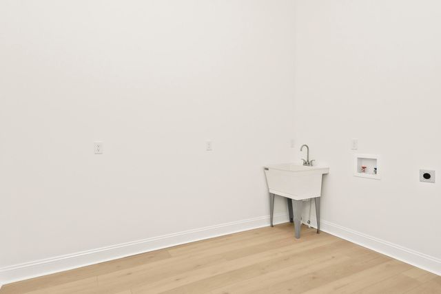 845 S Black Sands Avenue, Nixa, MO 65714