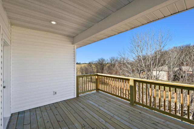 845 S Black Sands Avenue, Nixa, MO 65714