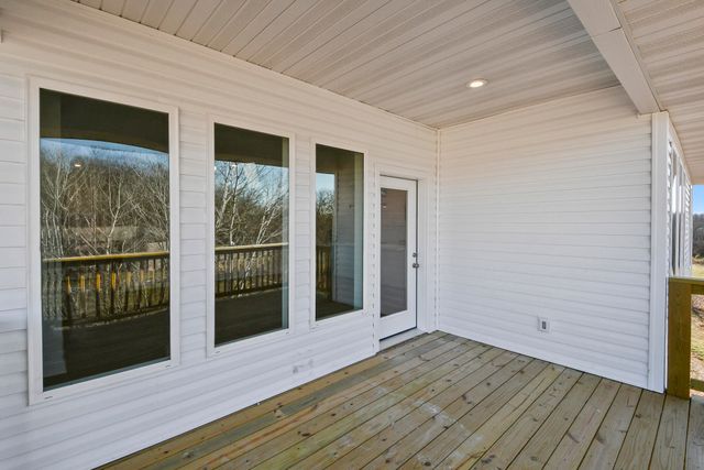 845 S Black Sands Avenue, Nixa, MO 65714