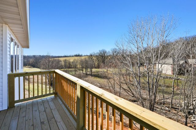 845 S Black Sands Avenue, Nixa, MO 65714