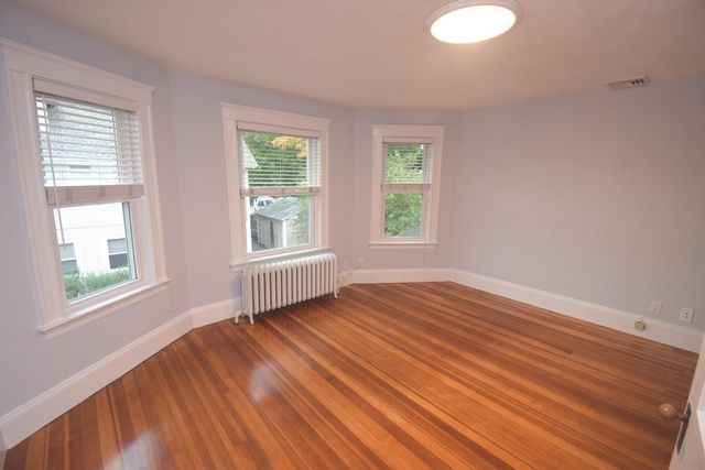 1133 Beacon 2, Newton, MA 02461