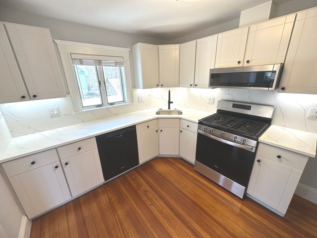 1133 Beacon 2, Newton, MA 02461