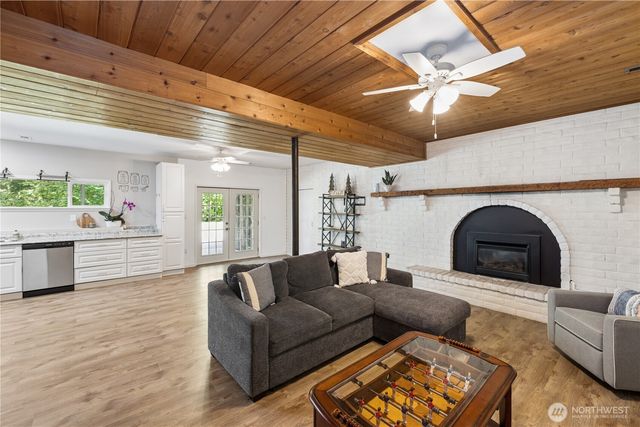 13227 Lake Kathleen Road SE, Renton, WA 98059