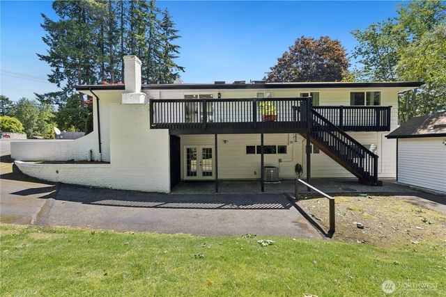 13227 Lake Kathleen Road SE, Renton, WA 98059