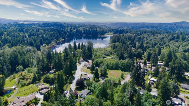 13227 Lake Kathleen Road SE, Renton, WA 98059